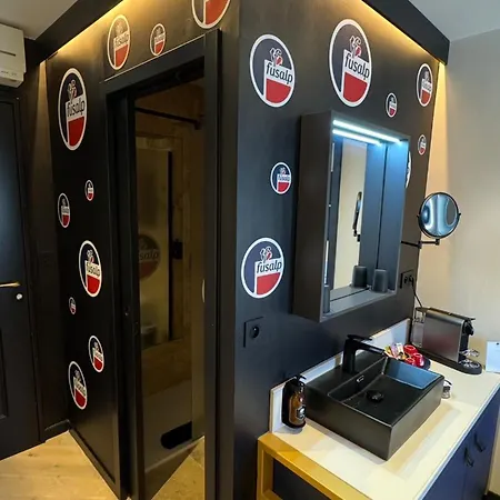 Otel By Reboul - Boutique