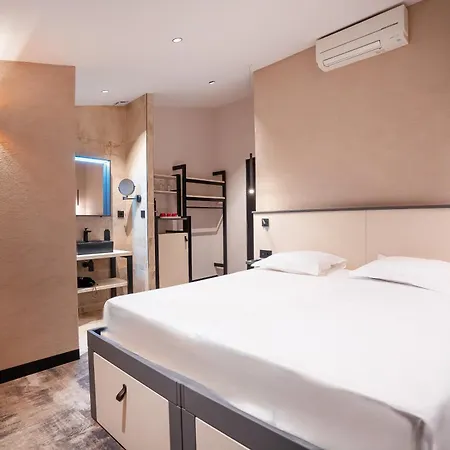 Otel By Reboul - Boutique *